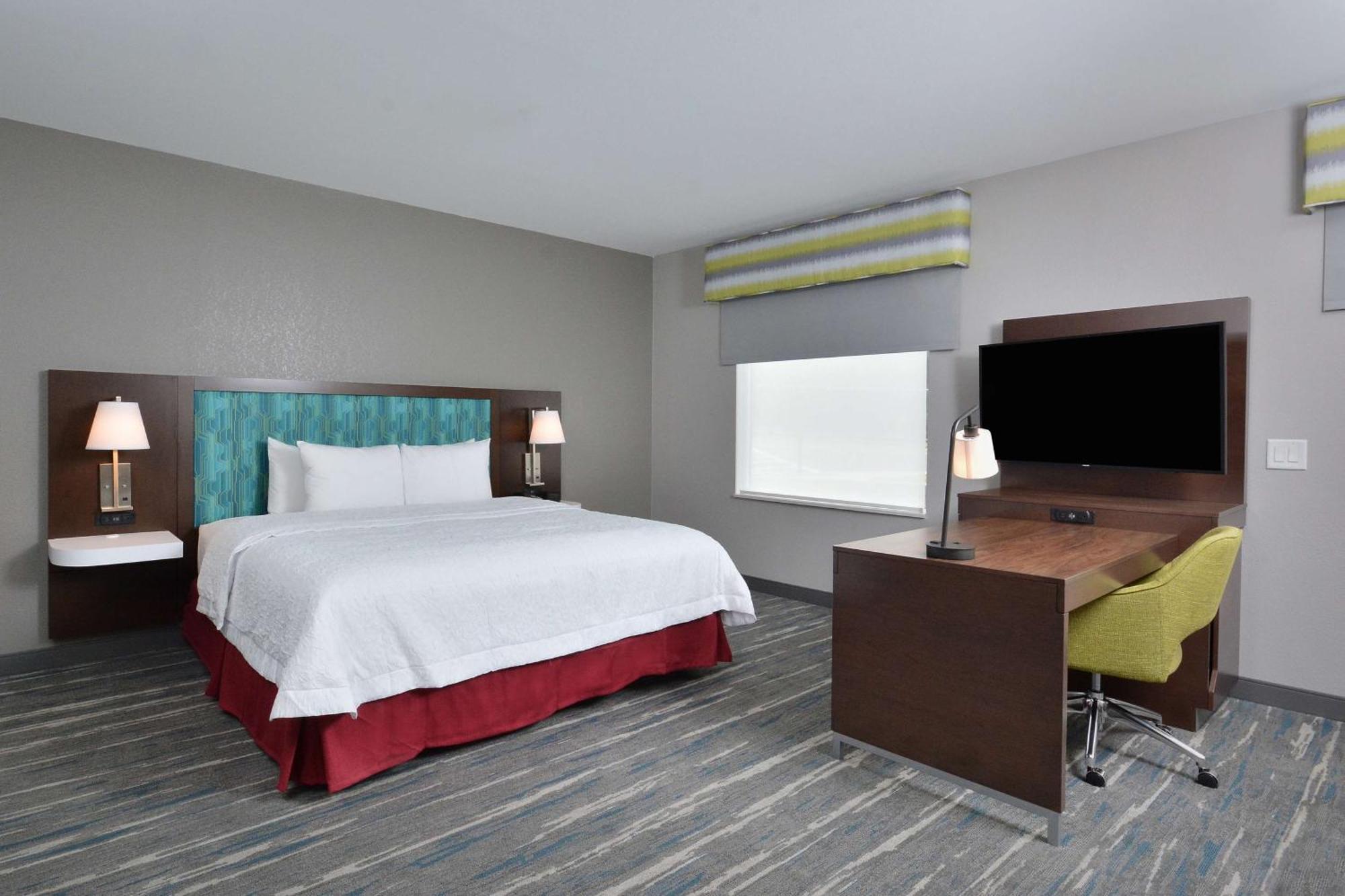 Hampton Inn & Suites Charlotte North I 485 Exterior photo